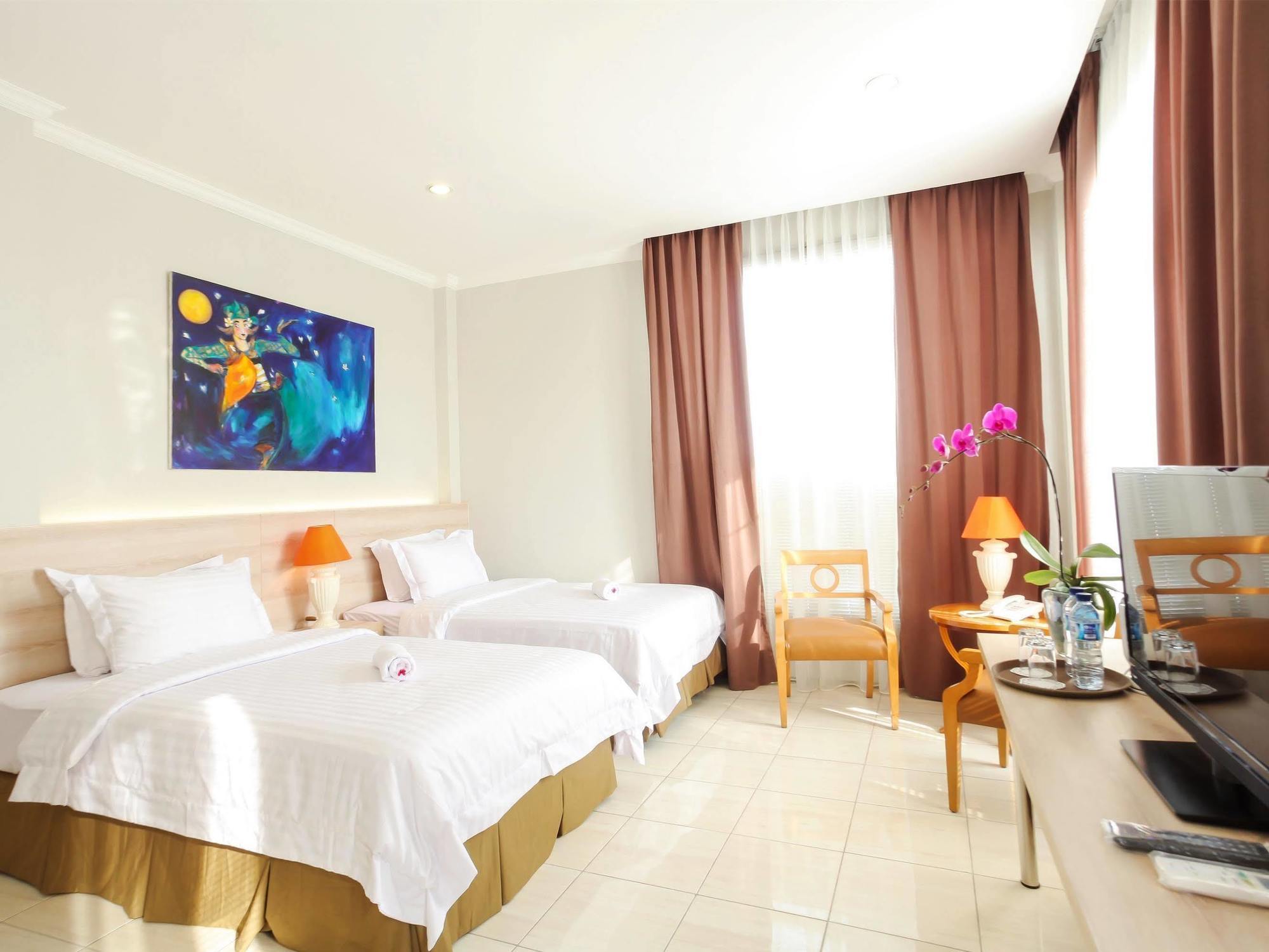 Topaz Residencia Yakarta Exterior foto